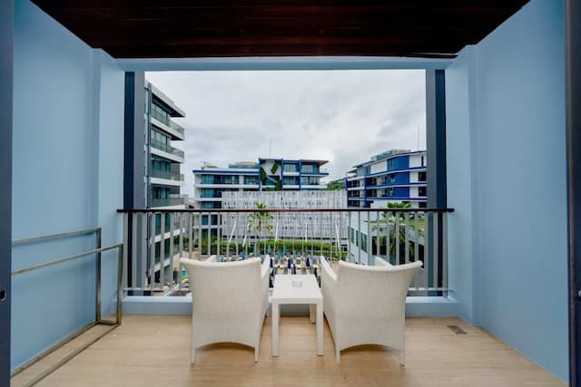 BlueSotel Krabi Ao Nang Beach-Deluxe Pool View Room With Balcony-9