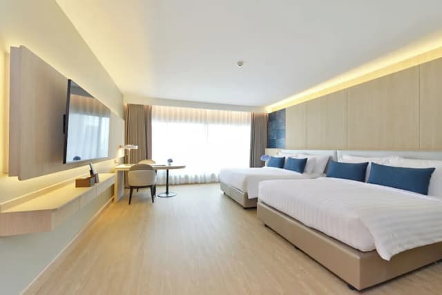 Centre Point Plus Hotel Pratunam-Grand Deluxe 2 Pax, 2 Twin Beds-2