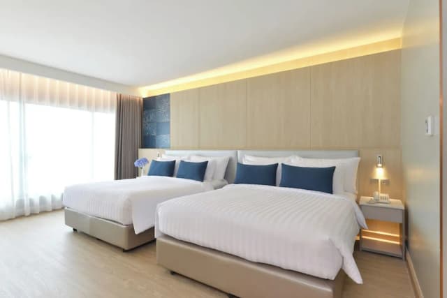 Centre Point Plus Hotel Pratunam-Grand Deluxe 2 Pax, 2 Twin Beds-3