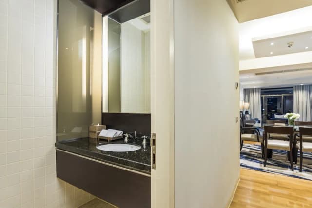 엠포리움 스위트 바이 차트리움-Three Bedroom Premier Suite-12