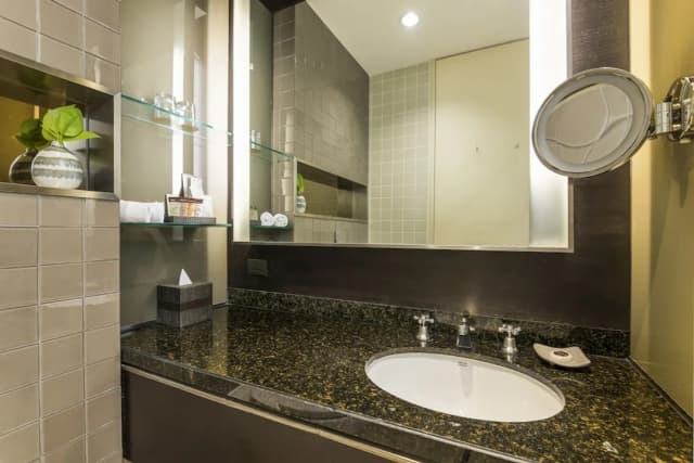 엠포리움 스위트 바이 차트리움-Grand Deluxe Twin-5