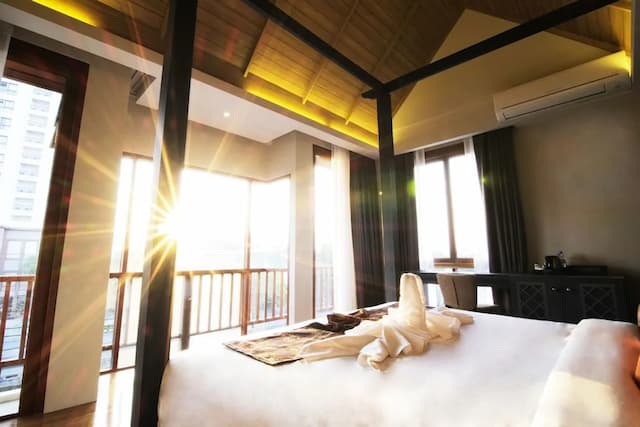 Tapae Gate Villa-Junior Suite-1