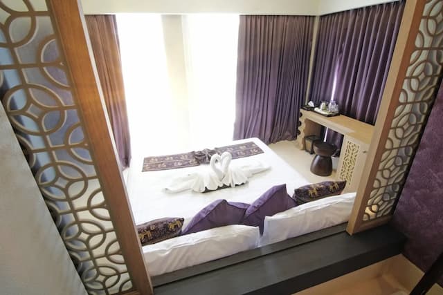 Tapae Gate Villa-Suite-9