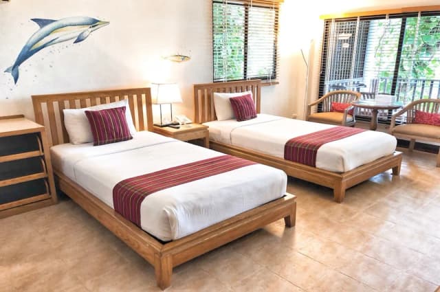 Birds and Bees Resort-Deluxe-8