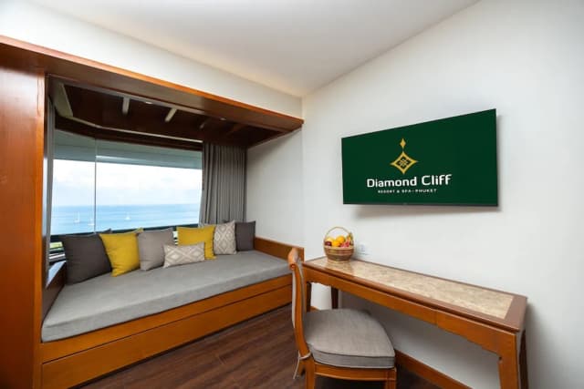 다이아몬드 클리프 리조트 & 스파, 파통 비치-그랜드 스위트, 싱글침대 2개, 분사식 욕조 (Grand Jacuzzi Suite)-4