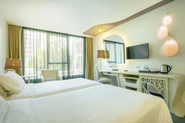 塔達公園景觀飯店-豪華客房, 泳池景觀-5