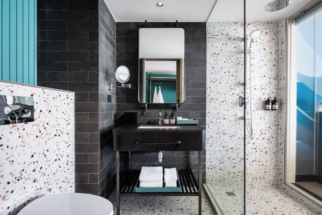 普吉島 M 社會飯店-客房, 露台 (Social King, Afterglow)-3