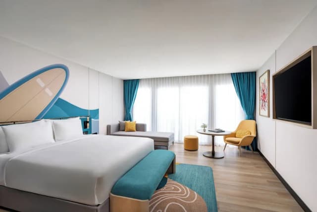 普吉島 M 社會飯店-客房 (Social King, Afterglow)-1