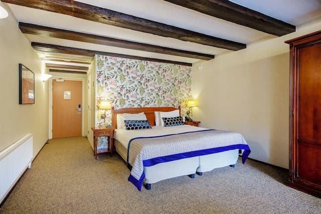 迪克爾泰施酒店-高級客房, 1 張特大雙人床, 運河景-2