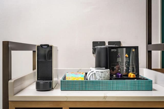 普吉島 M 社會飯店-客房, 泳池景觀 (Stylish Twin, Sunkissed)-2