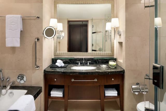 Shangri-La Bangkok-Shangri-La Wing, 尊贵客房, 2 张单人床-7