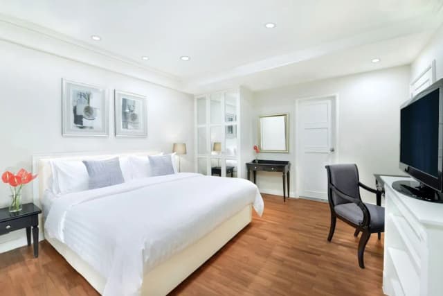 센터 포인트 호텔 칫롬-Grand Family Suite-1