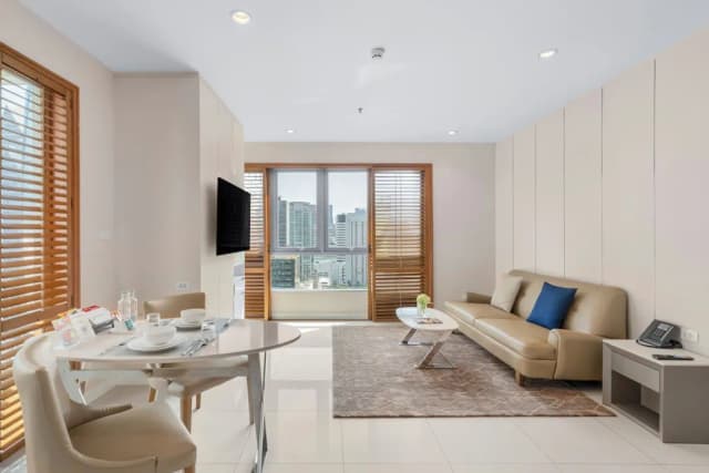 그랜드 센터 포인트 플런칫-스위트, 발코니, 코너-8