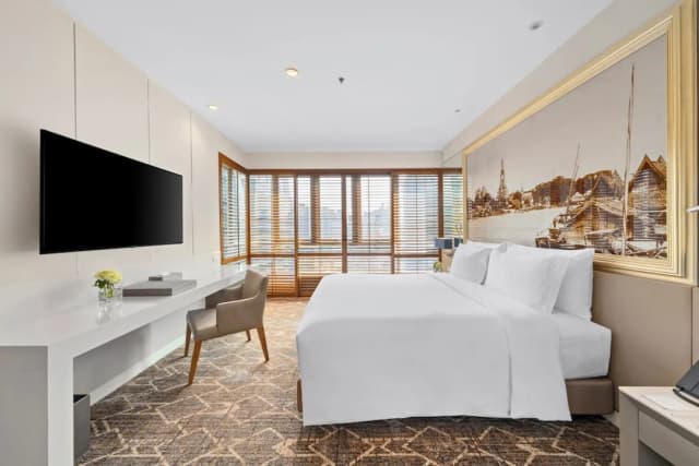 그랜드 센터 포인트 플런칫-스위트, 발코니, 코너-1