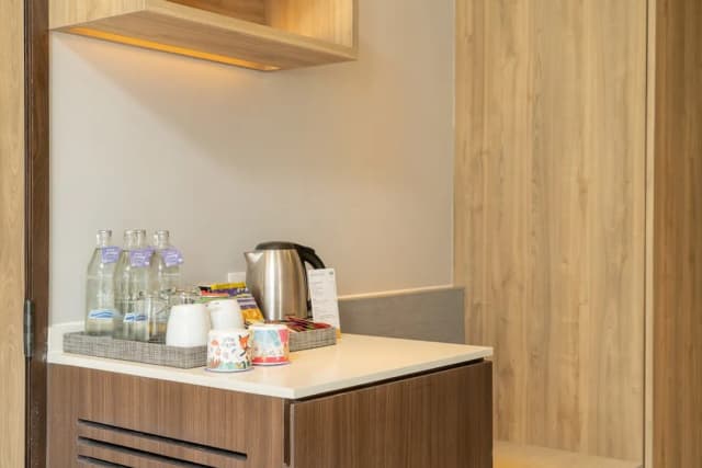 喀比奧南海灘假日度假飯店 - IHG 旗下飯店-標準客房, 1 張特大雙人床, 陽台-10