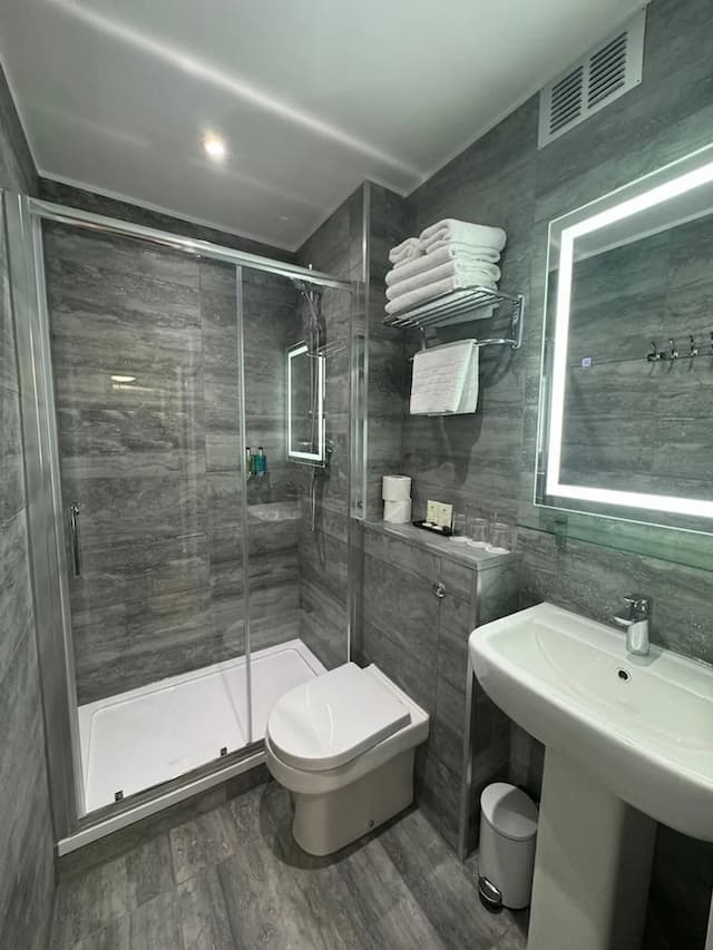 倫敦成功伊甸公園酒店-尊貴三人房-3