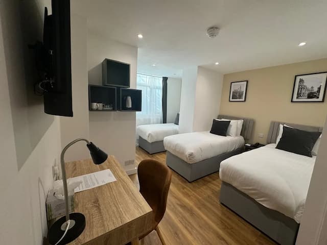 倫敦成功伊甸公園酒店-尊貴三人房-1