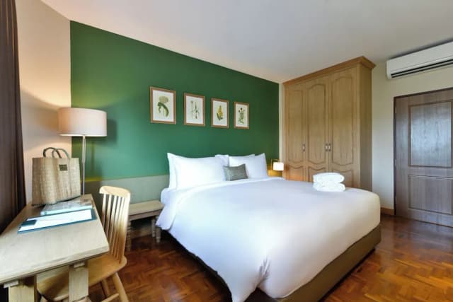 The Raintree Hotel Chiangmai-Family with Balcony Suite-3