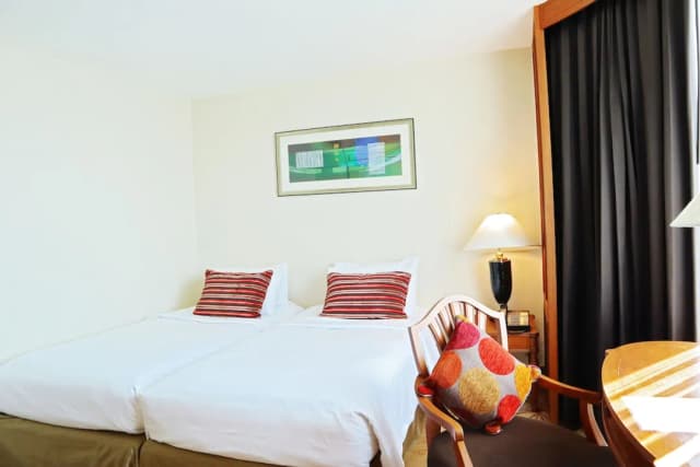 センチュリー・パーク・ホテル-ファミリー スイート-7