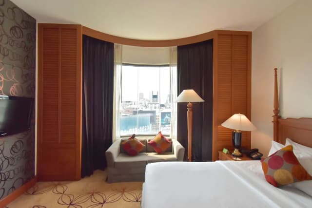 センチュリー・パーク・ホテル-ファミリー スイート-1