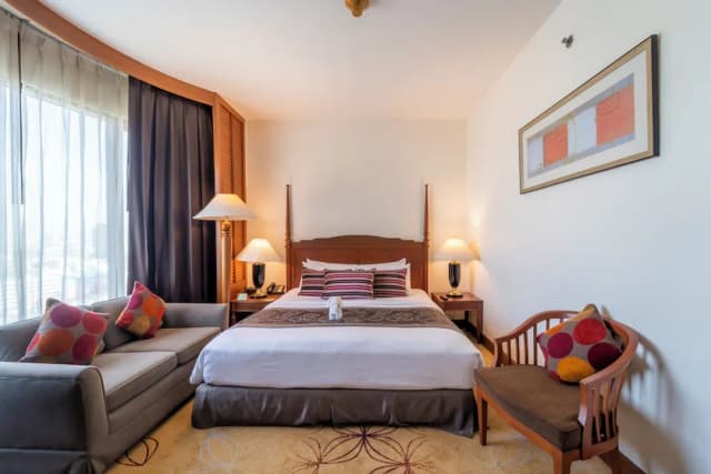 センチュリー・パーク・ホテル-ファミリー スイート-12