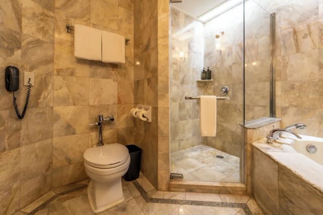 センチュリー・パーク・ホテル-ファミリー スイート-17