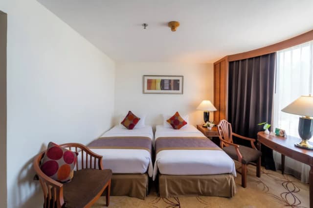 センチュリー・パーク・ホテル-ファミリー スイート-15