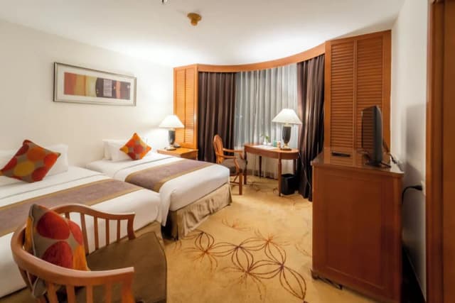 センチュリー・パーク・ホテル-ファミリー スイート-11