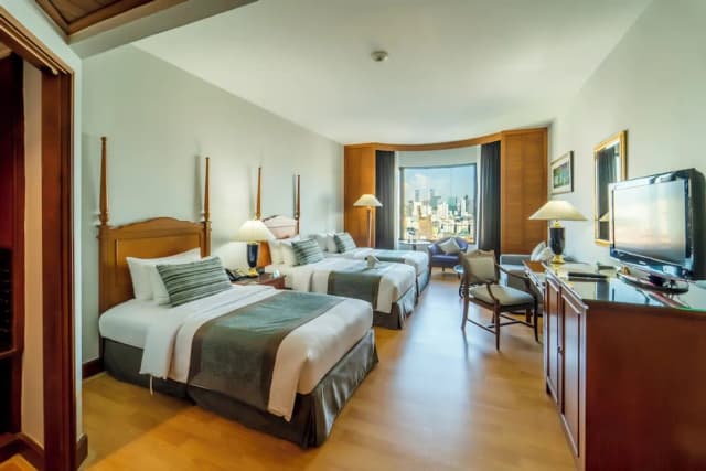 センチュリー・パーク・ホテル-デラックス トリプルルーム (Grand Deluxe Triple)-1