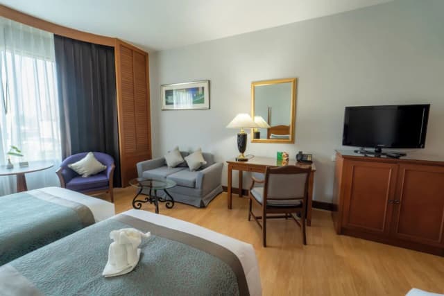 センチュリー・パーク・ホテル-デラックス トリプルルーム (Grand Deluxe Triple)-12