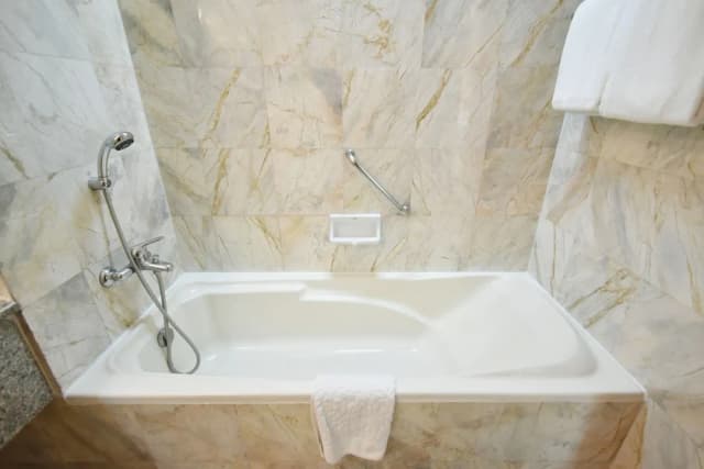 センチュリー・パーク・ホテル-デラックス ダブルまたはツインルーム-2