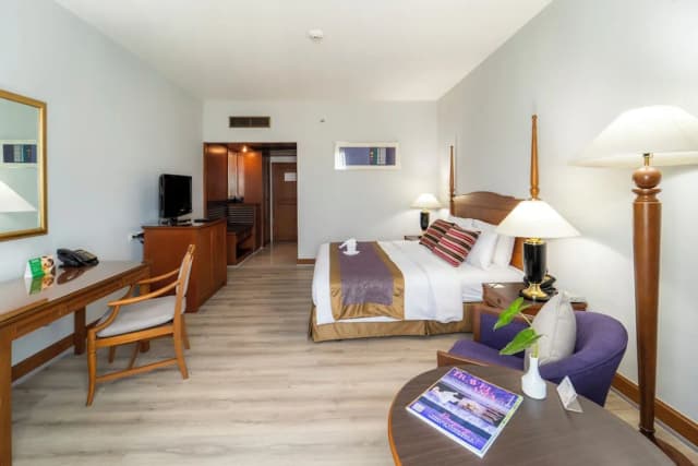 センチュリー・パーク・ホテル-デラックス ダブルまたはツインルーム-13