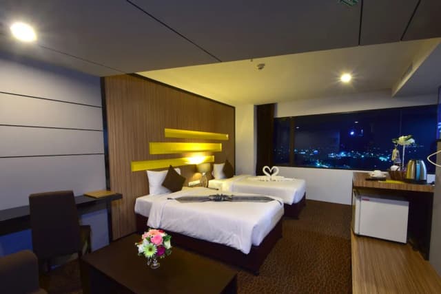 Siam Oriental Hotel-Siam Deluxe Twin-3