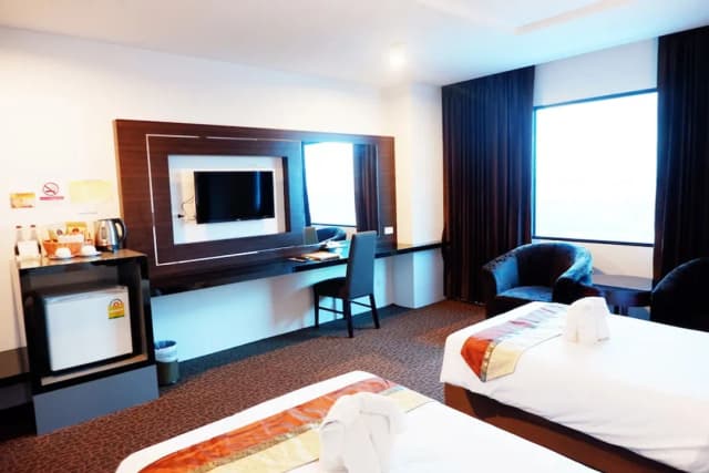 Siam Oriental Hotel-Siam Superior Twin-5