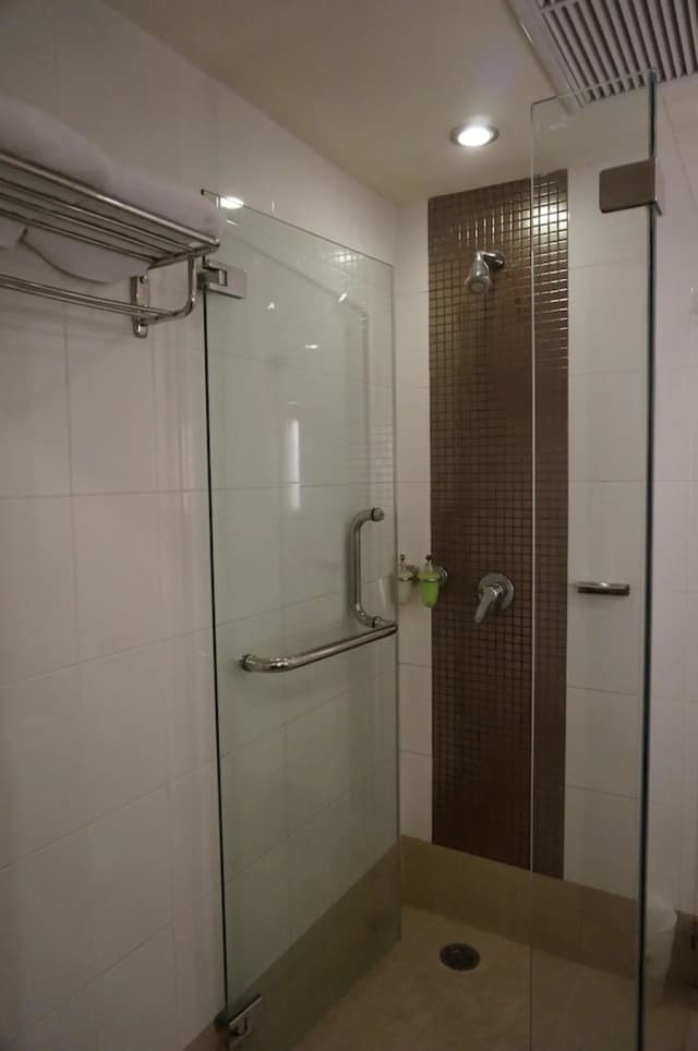 マニナラコーン ホテル-デラックス ルーム ダブルベッド 1 台-5