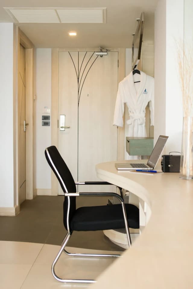 Blue Boat Hotel JC-Superior Double Room-9