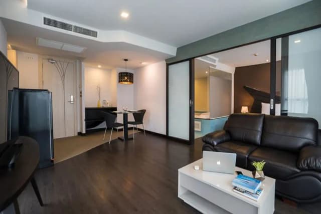 Blue Boat Hotel JC-Suite with Spa Bathtub-5