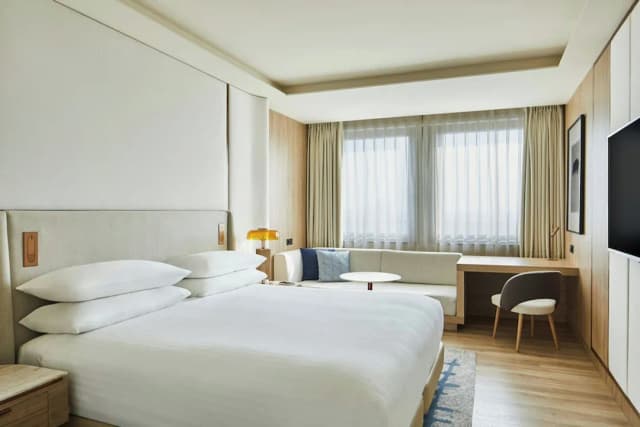 馬德里公主廣場酒店-高級客房, 1 張特大雙人床, 城市景-3