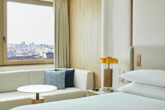 馬德里公主廣場酒店-高級客房, 1 張特大雙人床, 城市景-7