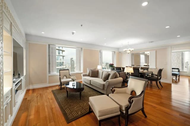 Grande Centre Point Ratchadamri-Three Bedroom Executive Suite-5