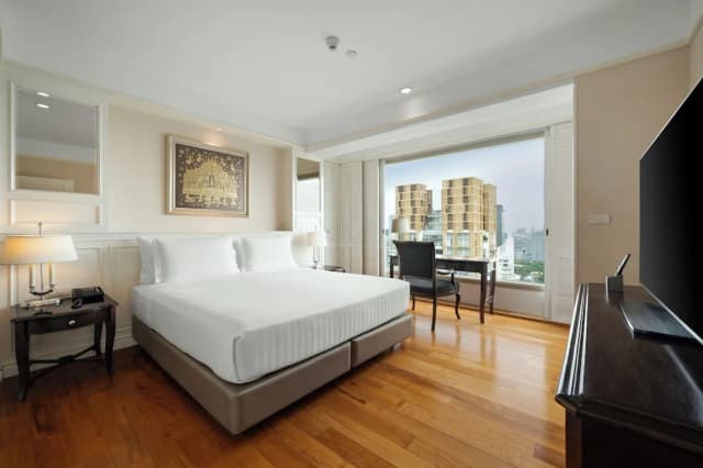 Grande Centre Point Ratchadamri-Three-Bedroom Residential Suite-2