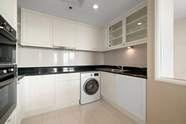 Grande Centre Point Ratchadamri-Three-Bedroom Residential Suite-4