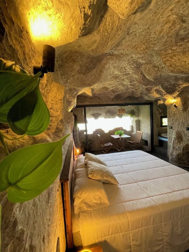 El Petit Mirador-Suite Kave-3