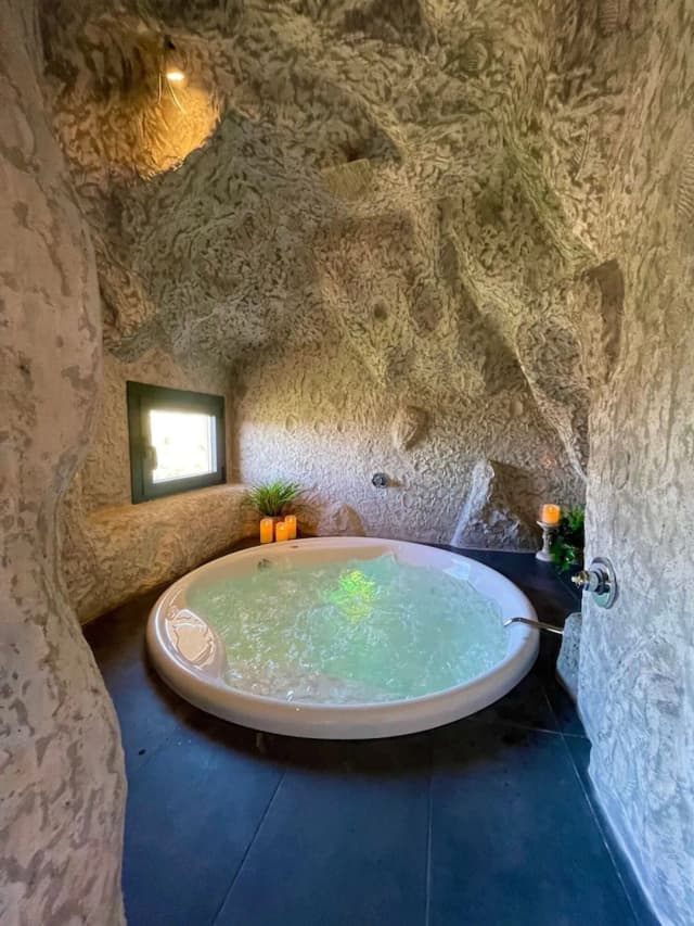 El Petit Mirador-Suite Kave-5