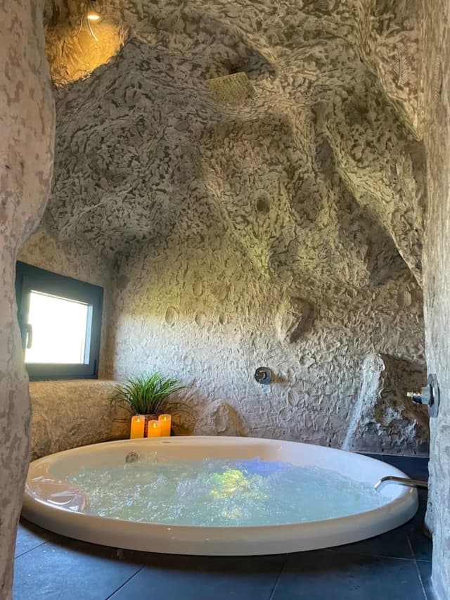 El Petit Mirador-Suite Kave-4