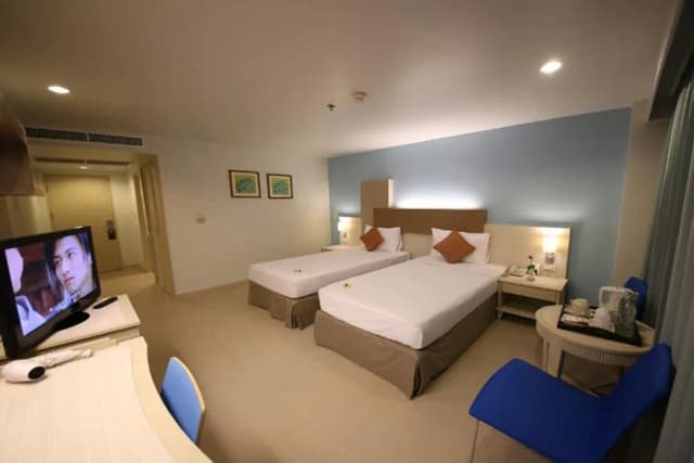SUNSHINE VISTA-Superior Room-1