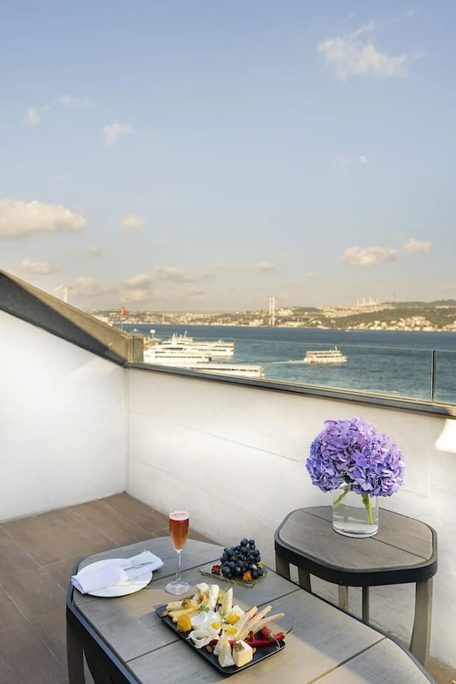 Shangri-La Bosphorus, Istanbul-Horizon, Junior Suite, Terrace-1