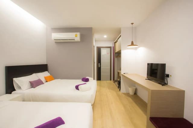 チャウエン ヴィラウィー-Deluxe Triple Room with Pool View-2