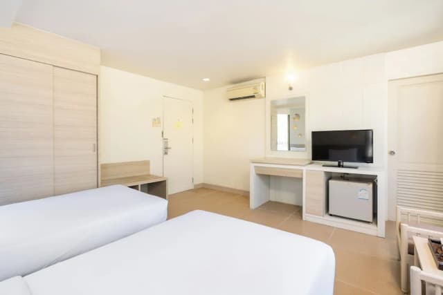 芭提雅陽光飯店-標準客房-10