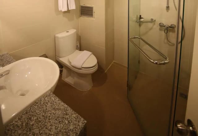 芭提雅陽光飯店-標準客房-8